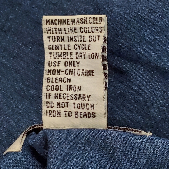 Vintage Alfred Dunner Size 14  Button-Up Embroidered Denim Blouse - Picture 7 of 9